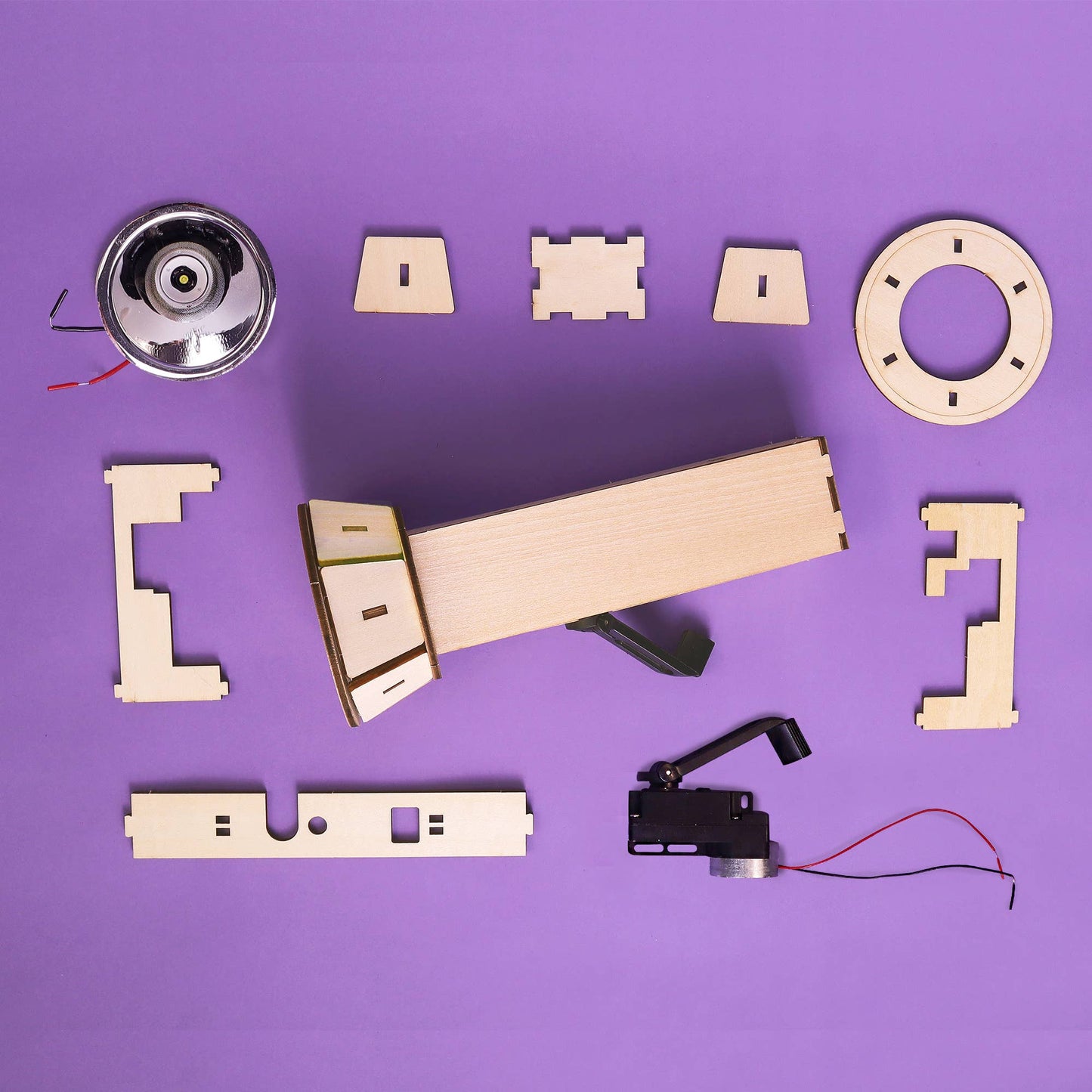 Hand-Crank Flashlight DIY Kit